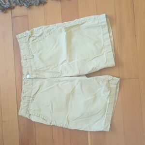 Bonobos Khaki Shorts 8" inseam 31" waist Green Tropical